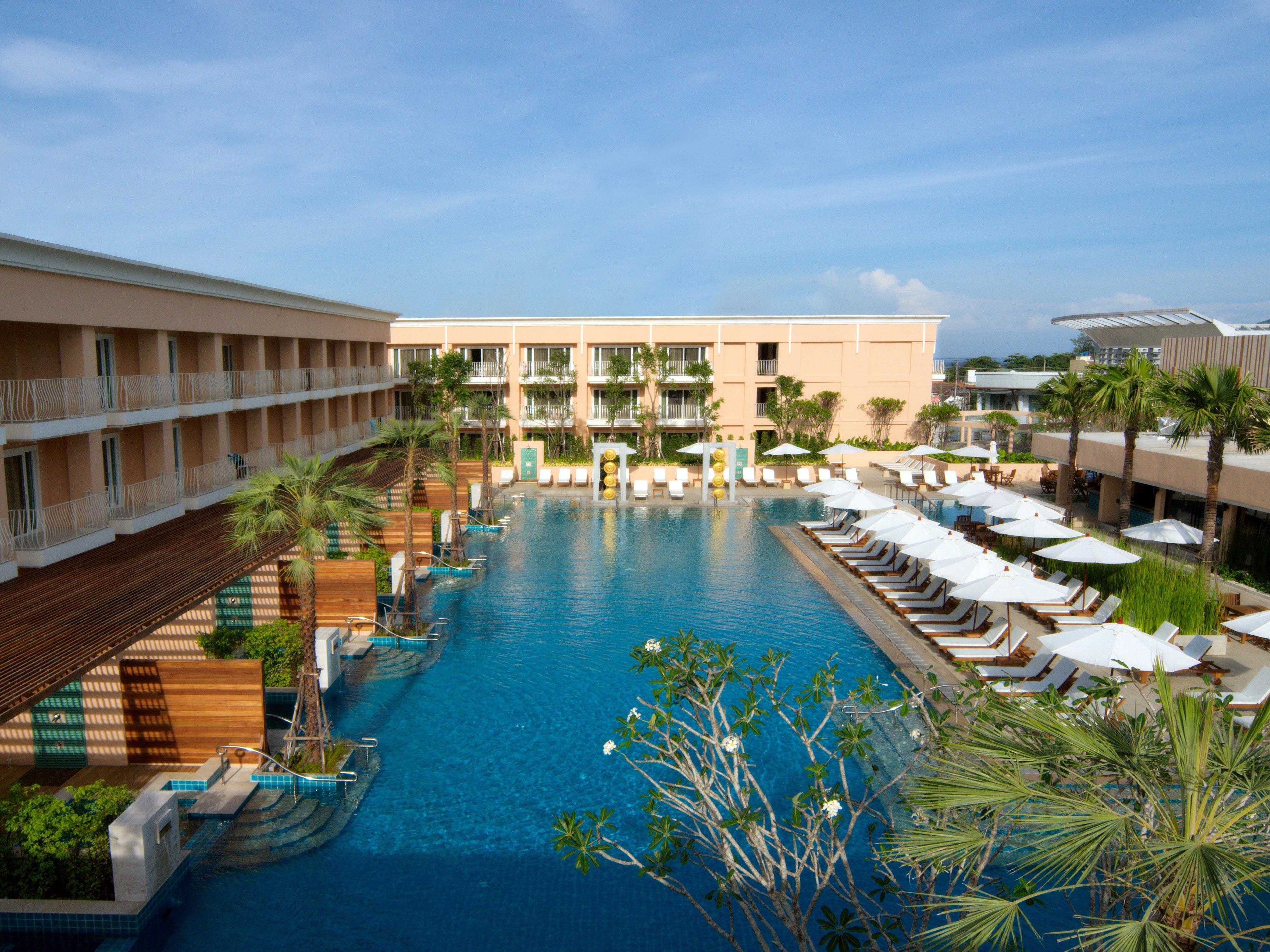 M Social Hotel Phuket Patong Екстериор снимка